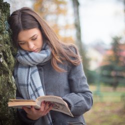 Koło fotograficzne KONKURS "Z książką w tle"